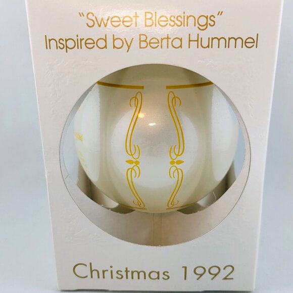 Berta Hummel Christmas Ball 1992 Hummel Ornament Schmid Sweet Blessings Vintage - Picture 6 of 12